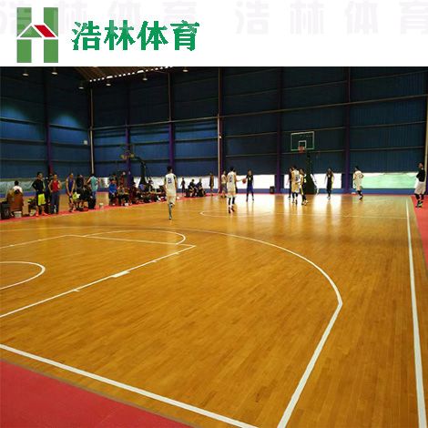 篮球场木地板干缩湿胀的原因是什么？   浩林体育(图1)